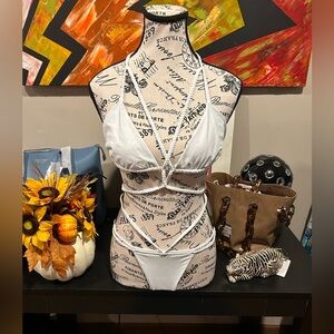 White braided strap super sexy Bikini Set nwot medium